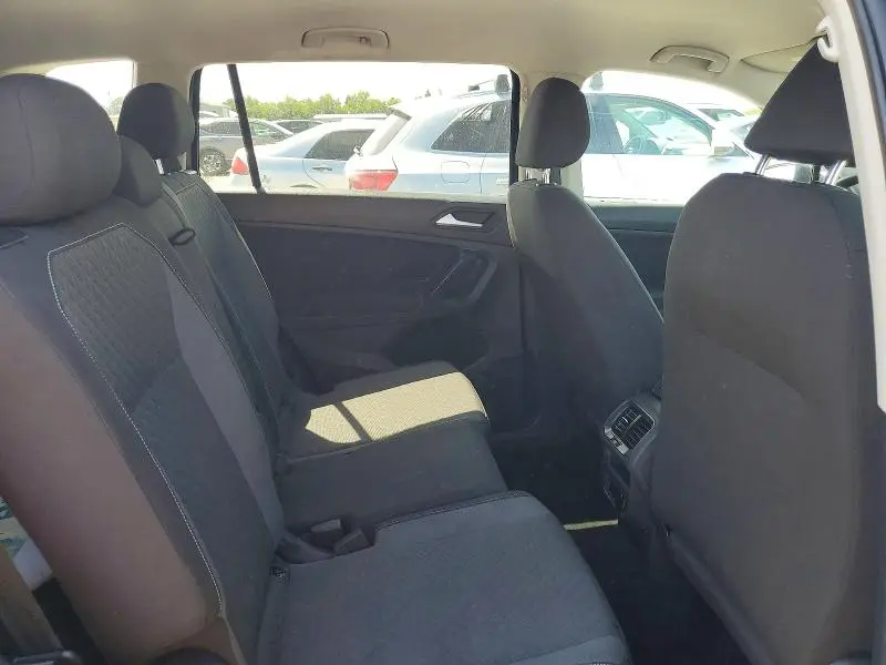 2021 VOLKSWAGEN TIGUAN S  