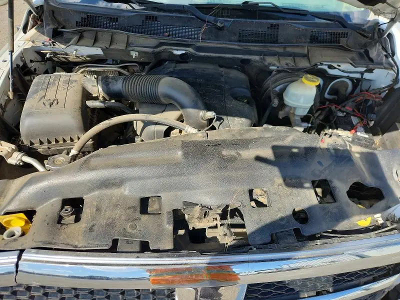 2017 RAM 1500 SLT  