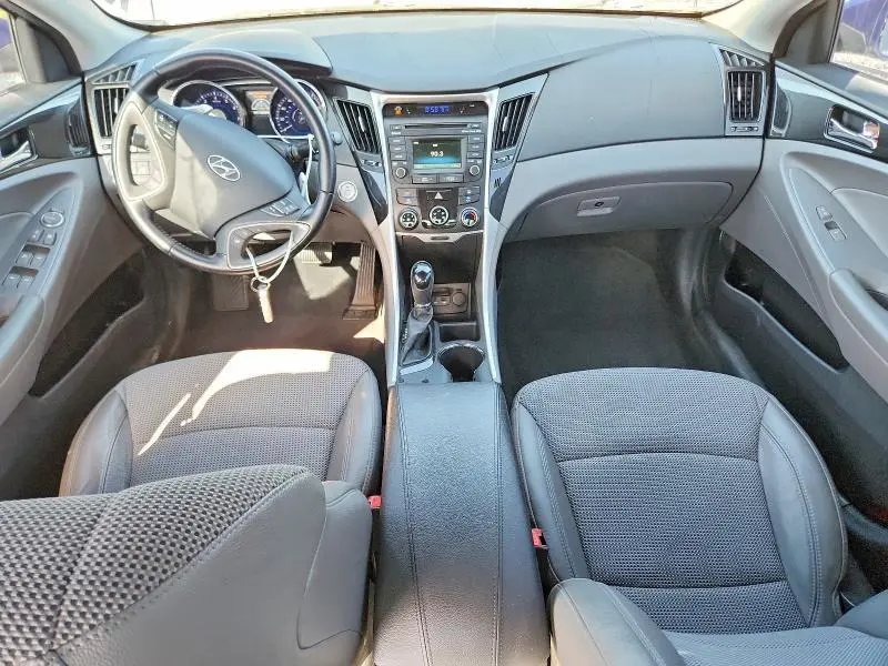 2014 HYUNDAI SONATA SE  