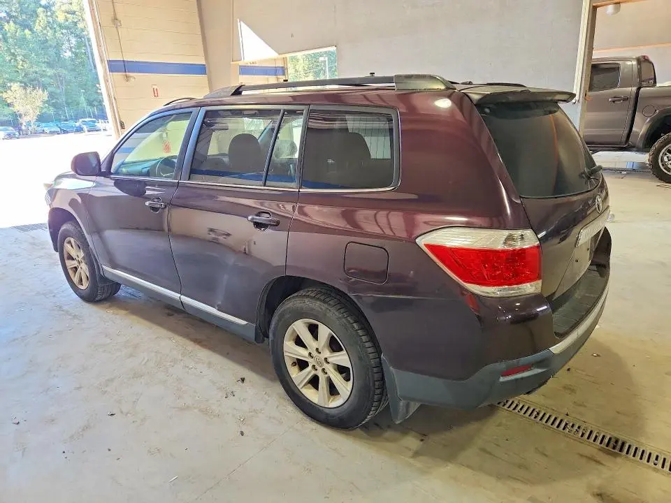 2012 TOYOTA HIGHLANDER BASE  