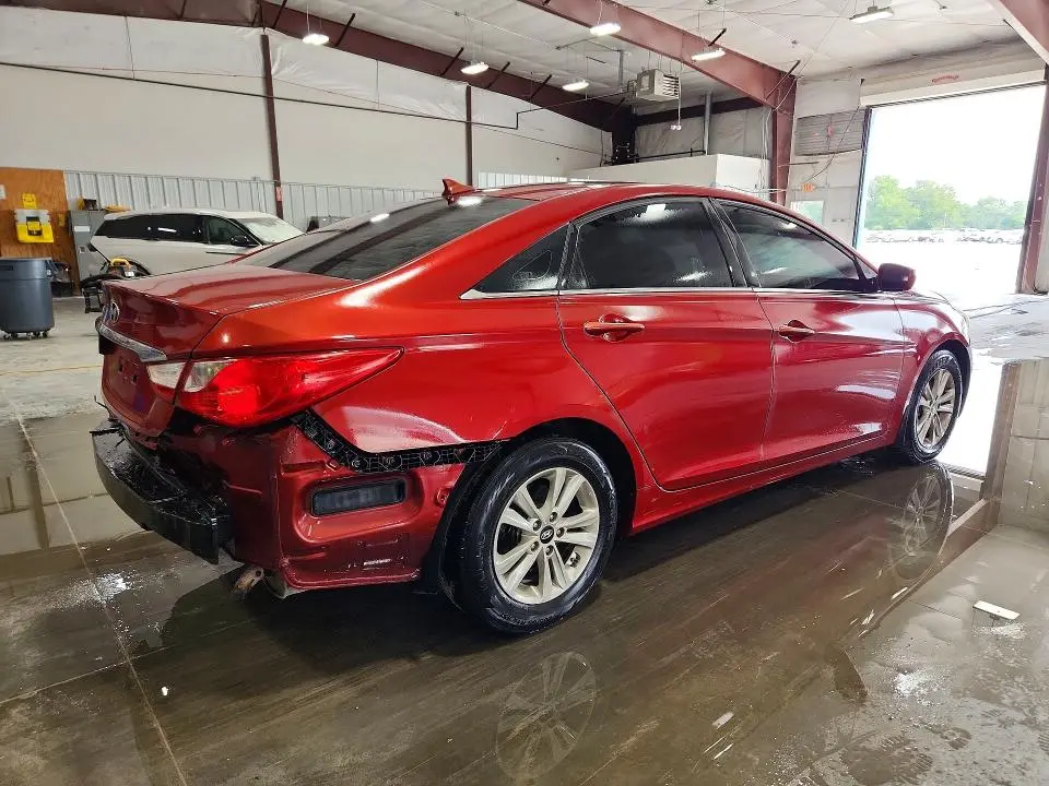 2012 HYUNDAI SONATA GLS  