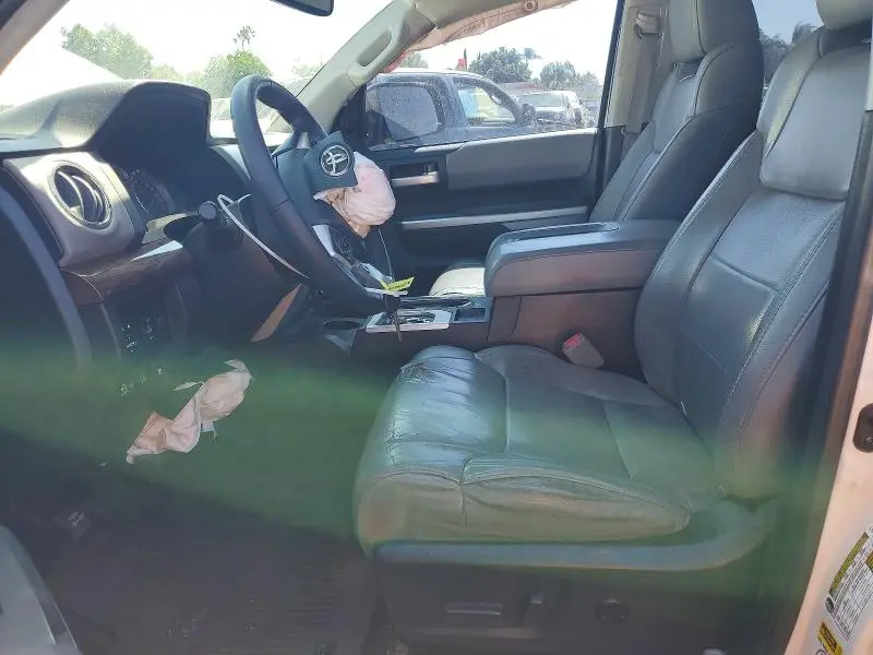 2015 TOYOTA TUNDRA CREWMAX LIMITED  