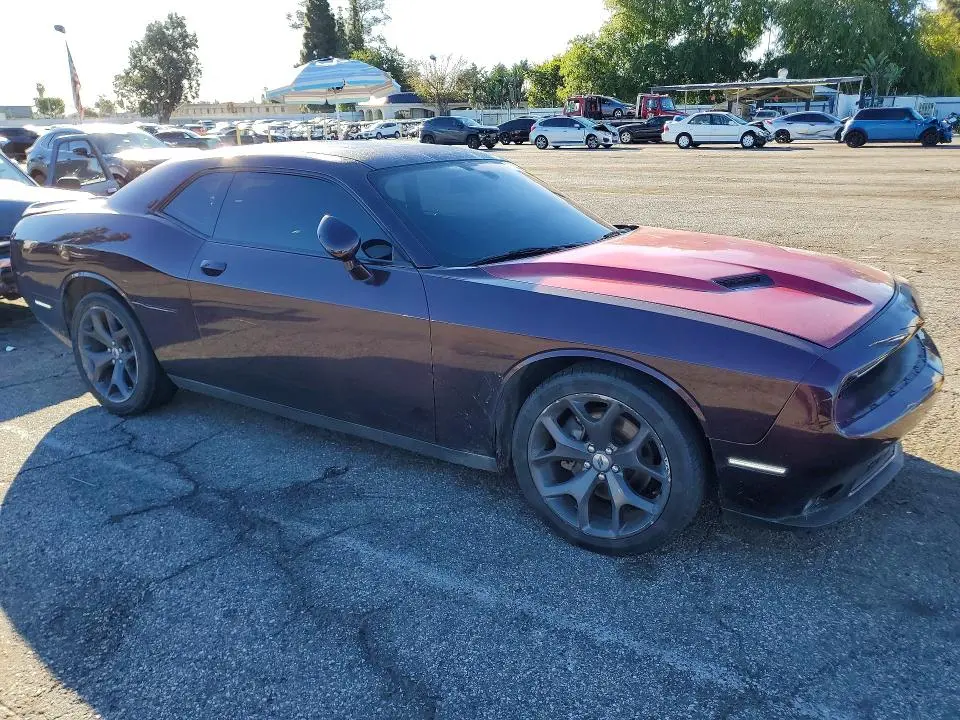 2018 DODGE CHALLENGER SXT  