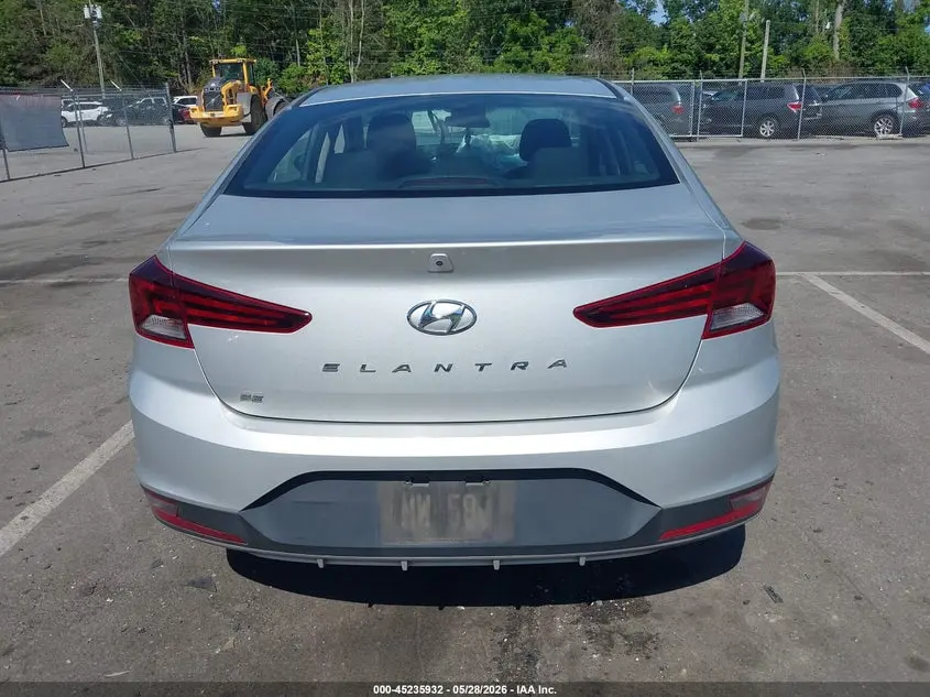 2019 HYUNDAI ELANTRA SE