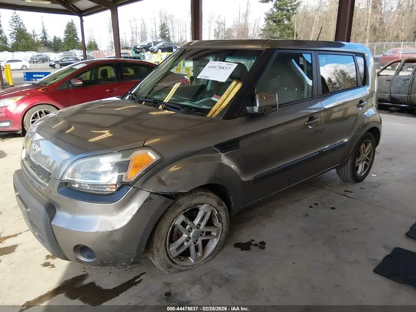 2011 KIA SOUL +