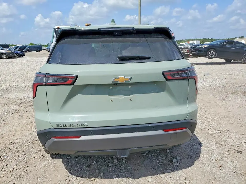 2025 CHEVROLET EQUINOX LT  