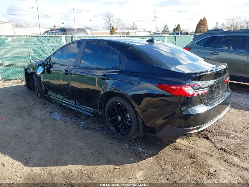 2025 TOYOTA CAMRY SE