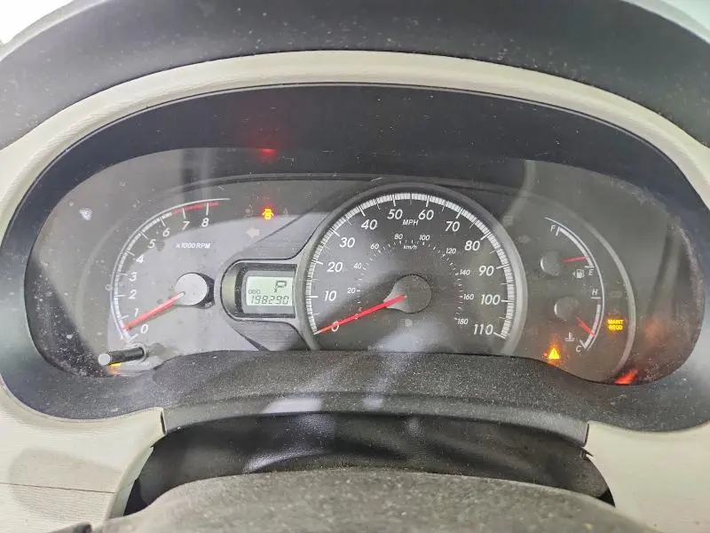 2014 TOYOTA SIENNA LE  