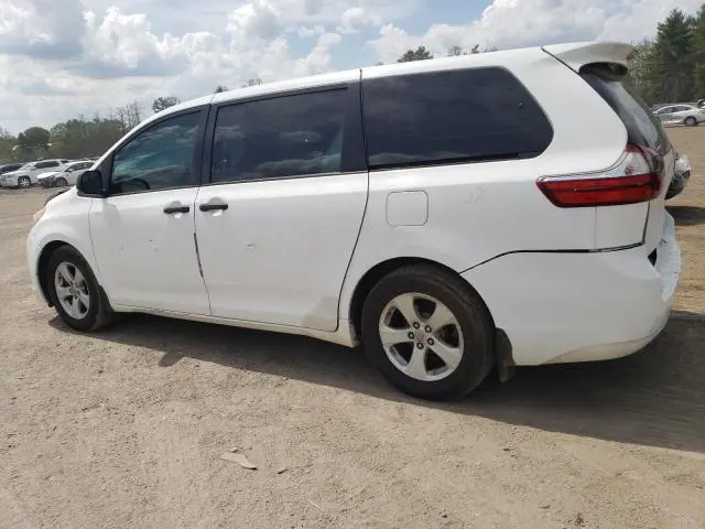 2017 TOYOTA SIENNA   