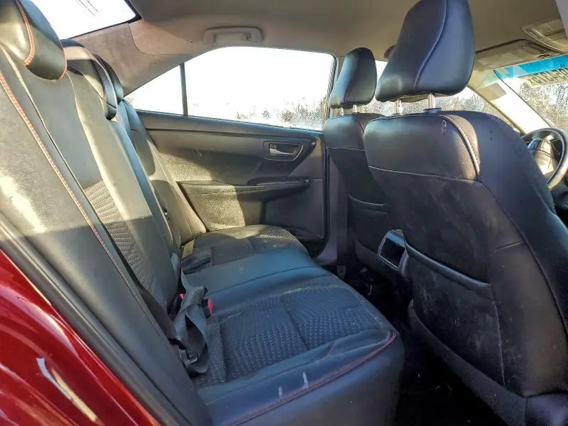 2015 TOYOTA CAMRY LE  