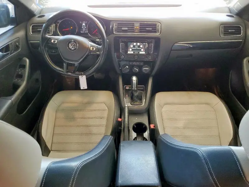 2015 VOLKSWAGEN JETTA SE  