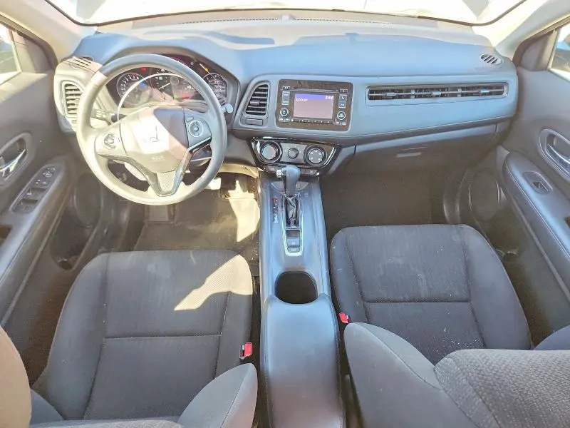 2016 HONDA HR-V LX  