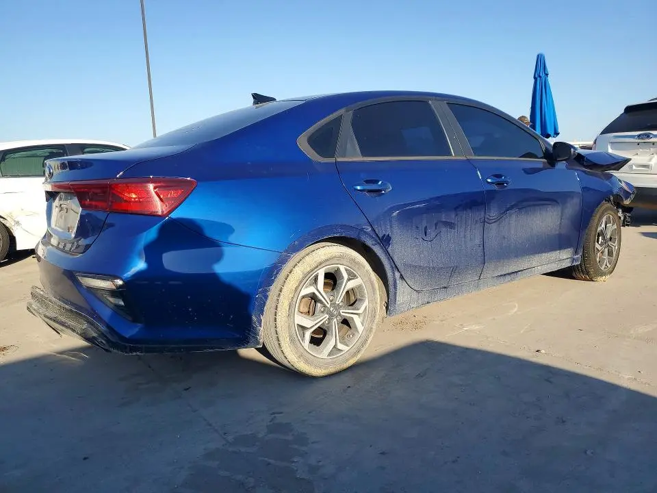 2019 KIA FORTE LXS  