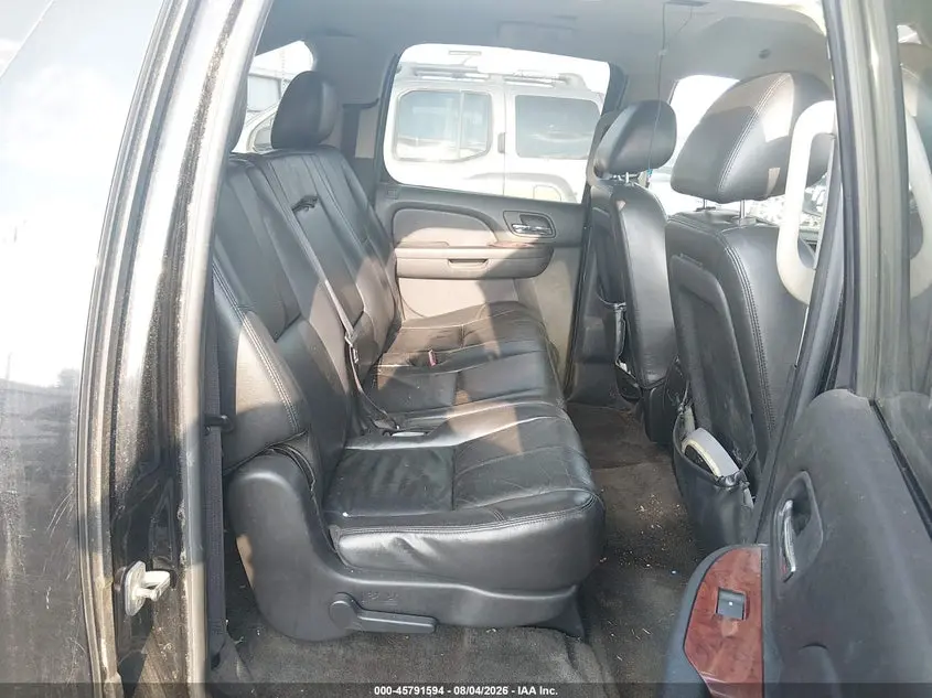 2011 CHEVROLET SUBURBAN 1500 LT1