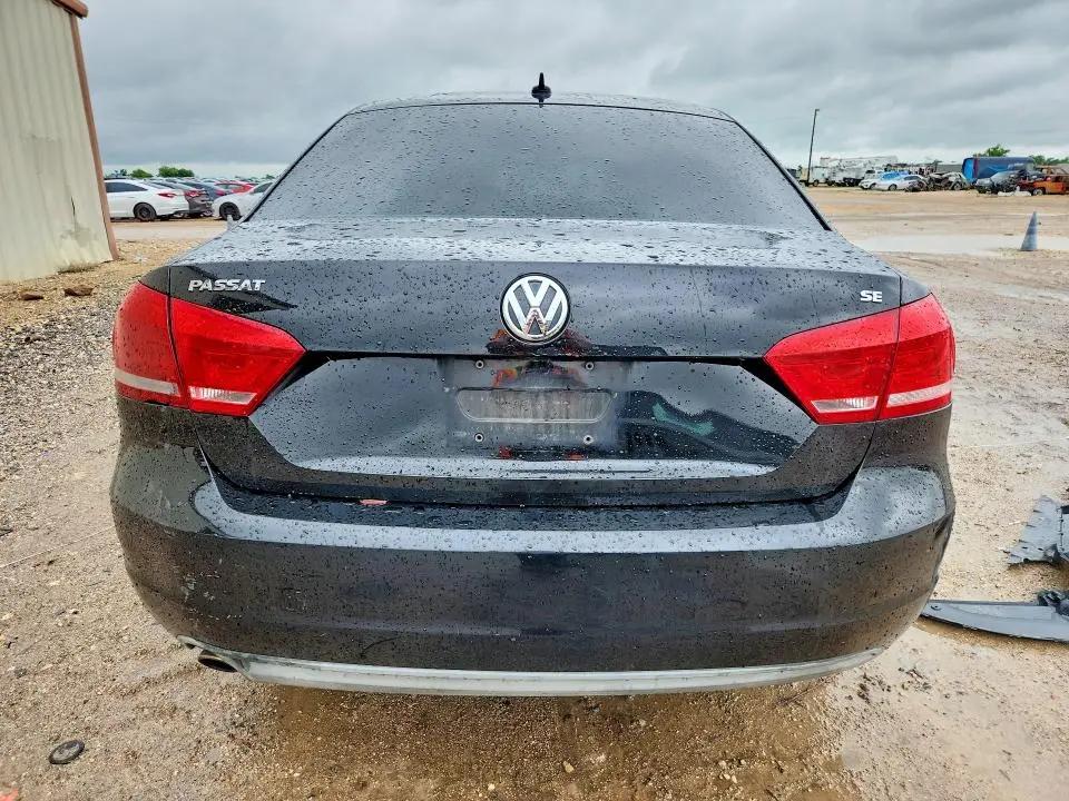 2012 VOLKSWAGEN PASSAT SE  