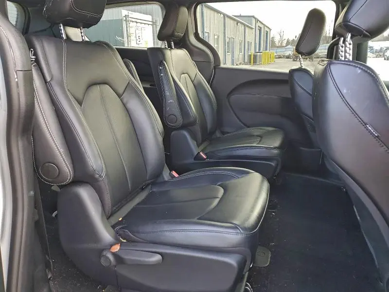 2024 CHRYSLER PACIFICA HYBRID SELECT  