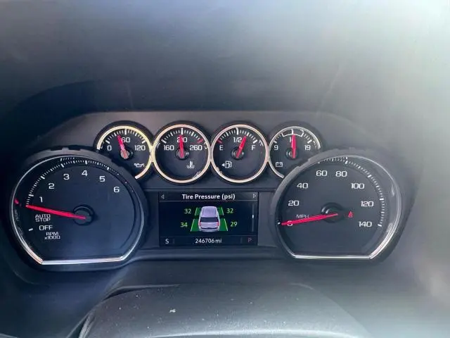 2021 CHEVROLET SUBURBAN C1500 LT  
