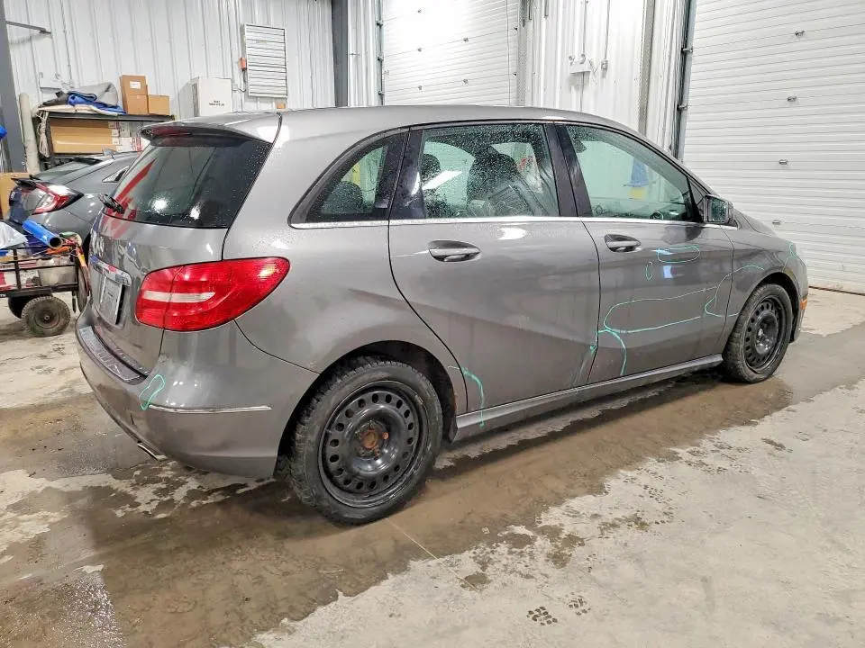 2014 MERCEDES-BENZ B250   