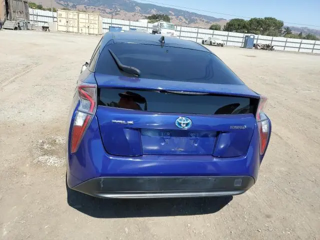 2016 TOYOTA PRIUS   