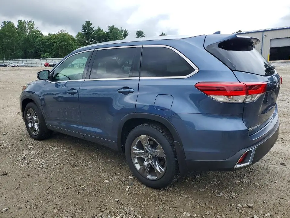 2017 TOYOTA HIGHLANDER LIMITED PLATINUM  