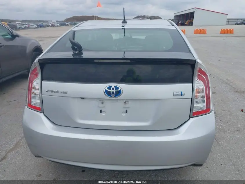 2014 TOYOTA PRIUS FIVE