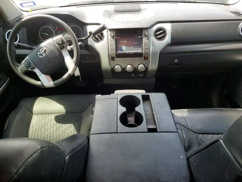 2017 TOYOTA TUNDRA SR5  
