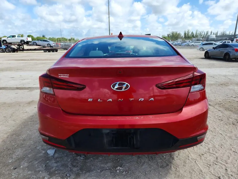 2019 HYUNDAI ELANTRA SEL  