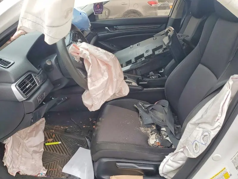 2019 HONDA ACCORD LX  