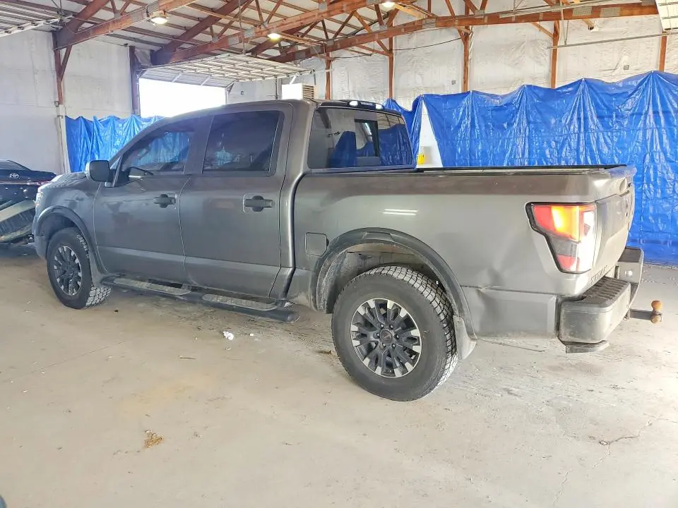 2020 NISSAN TITAN PRO-4X  