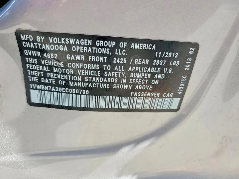 2014 VOLKSWAGEN PASSAT SE  