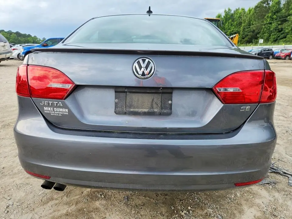 2014 VOLKSWAGEN JETTA SE  