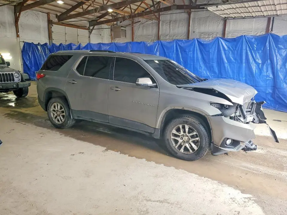 2018 CHEVROLET TRAVERSE LT  