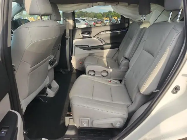 2015 TOYOTA HIGHLANDER LIMITED  