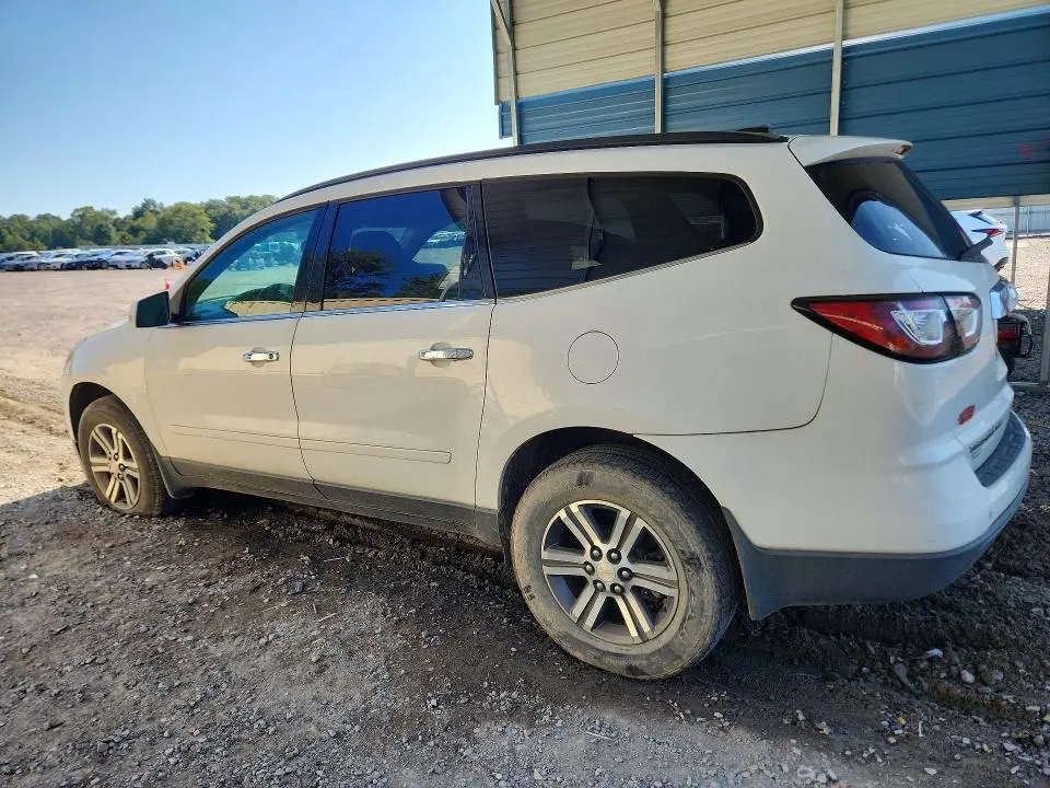2017 CHEVROLET TRAVERSE LT  