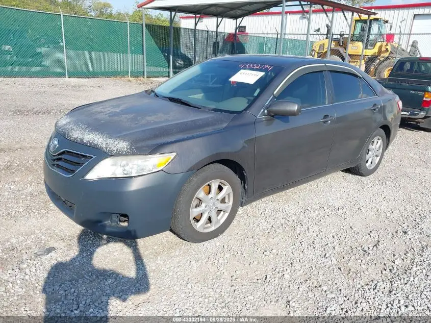2011 TOYOTA CAMRY LE