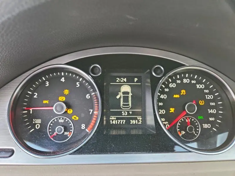 2010 VOLKSWAGEN CC LUXURY  