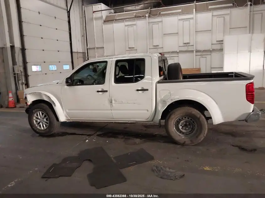 2018 NISSAN FRONTIER SV