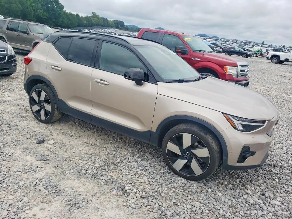 2023 VOLVO XC40 RECHARGE PLUS  