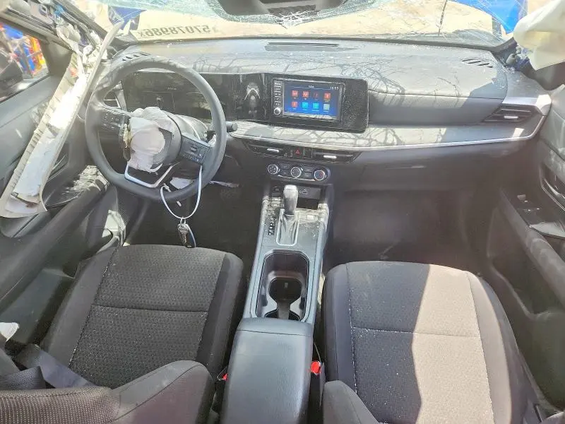 2025 NISSAN KICKS S  