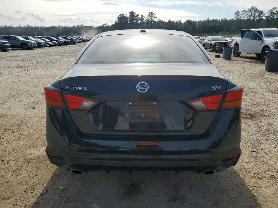 2019 NISSAN ALTIMA SV  