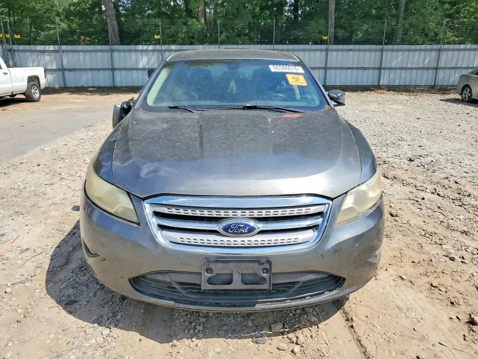 2011 FORD TAURUS SEL  