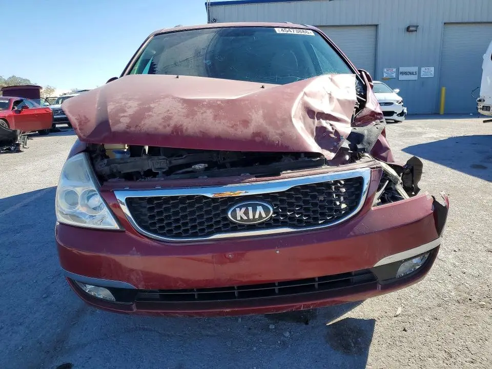 2014 KIA SEDONA LX  