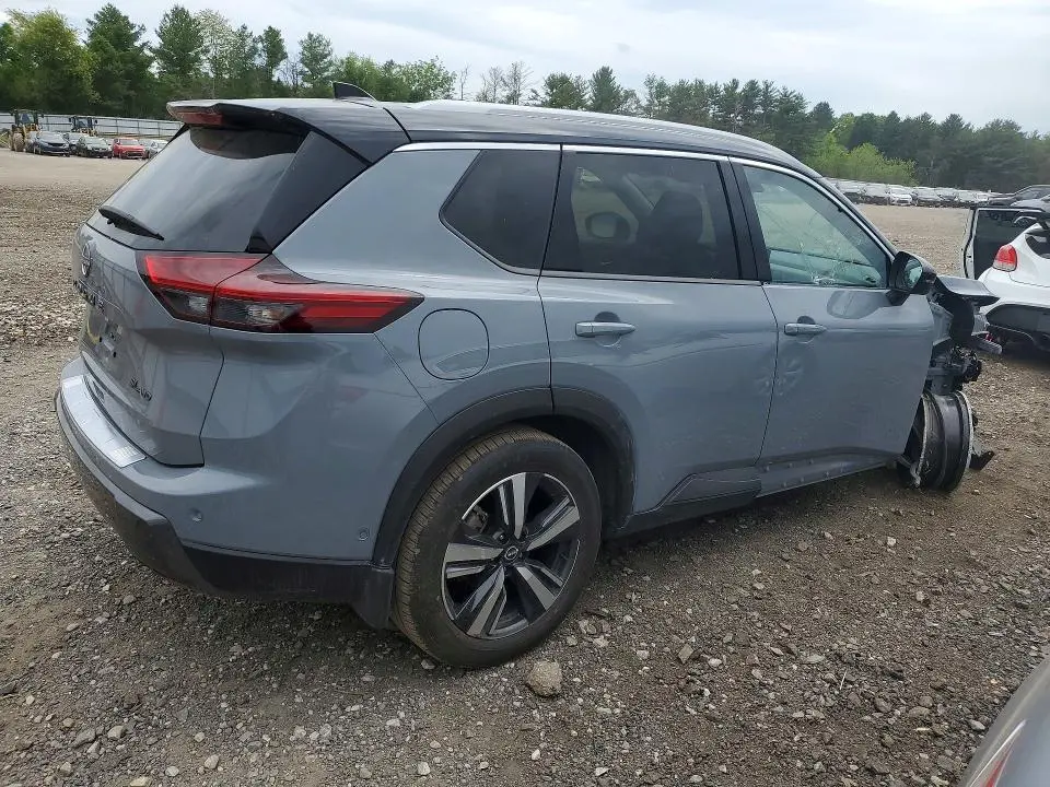2025 NISSAN ROGUE SL  