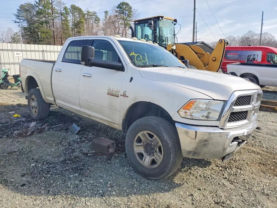 2016 RAM 2500 SLT  