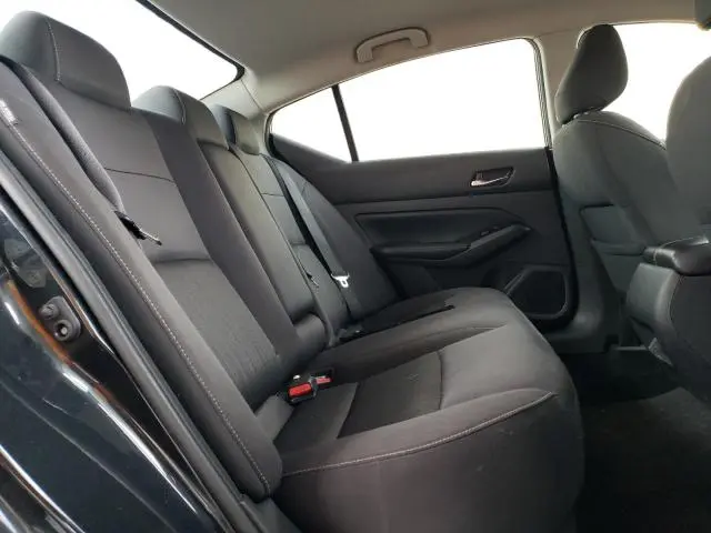 2021 NISSAN ALTIMA SV  