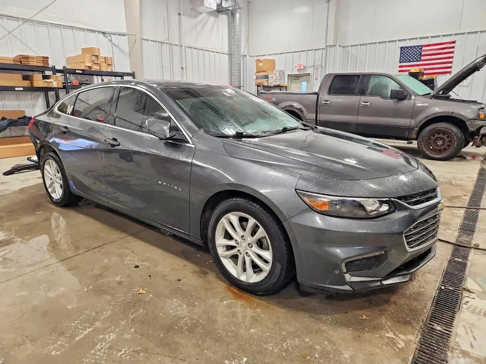 2017 CHEVROLET MALIBU LT  