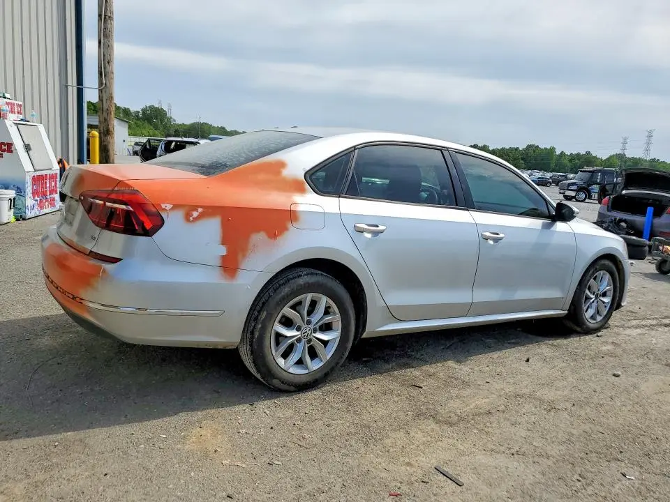 2018 VOLKSWAGEN PASSAT S/R-LINE  