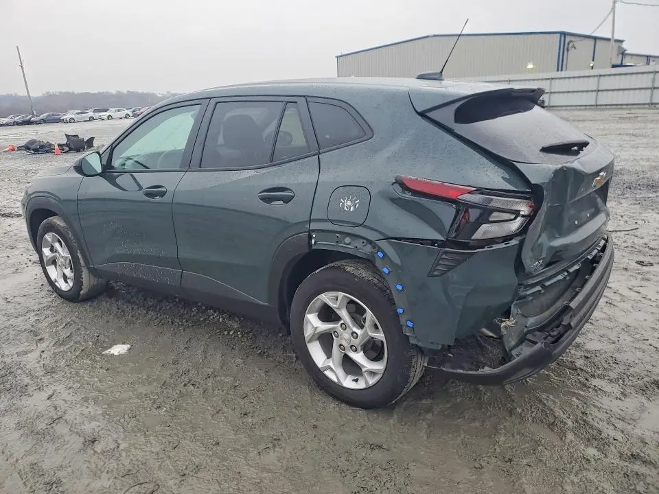 2025 CHEVROLET TRAX LS  