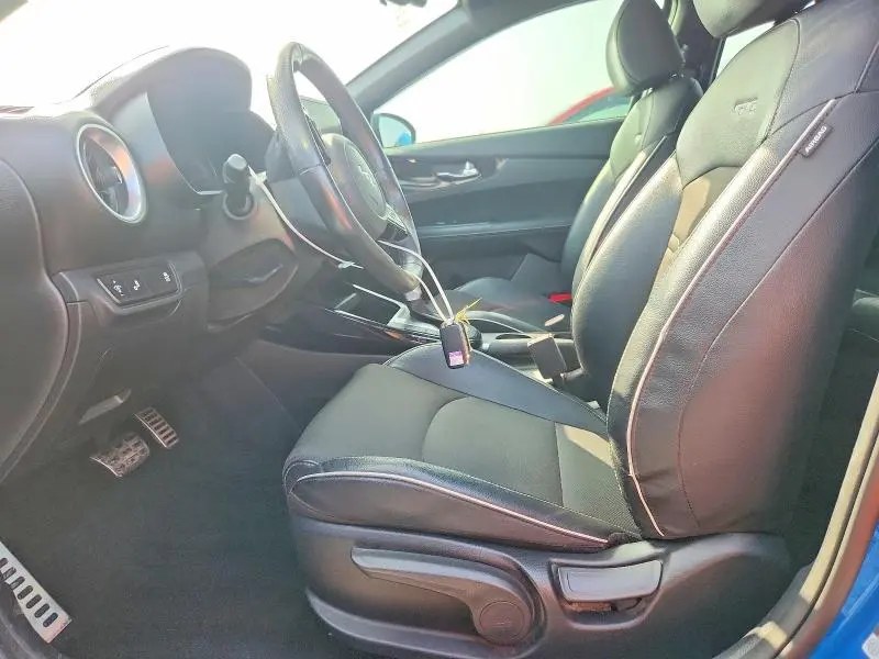 2022 KIA FORTE GT LINE  