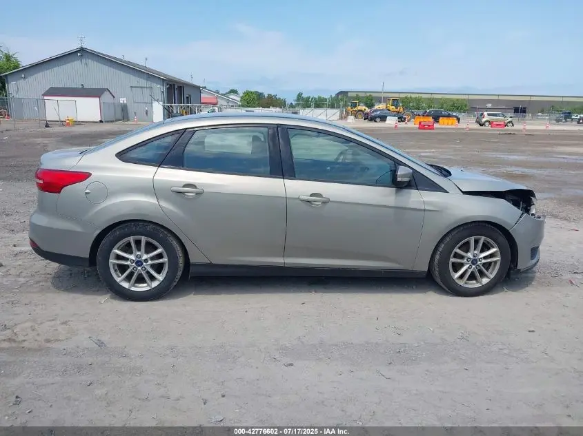 2015 FORD FOCUS SE